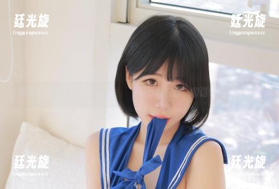套图精选：Addielyn(에디린)和她的白猫，和谐得像一对奇葩