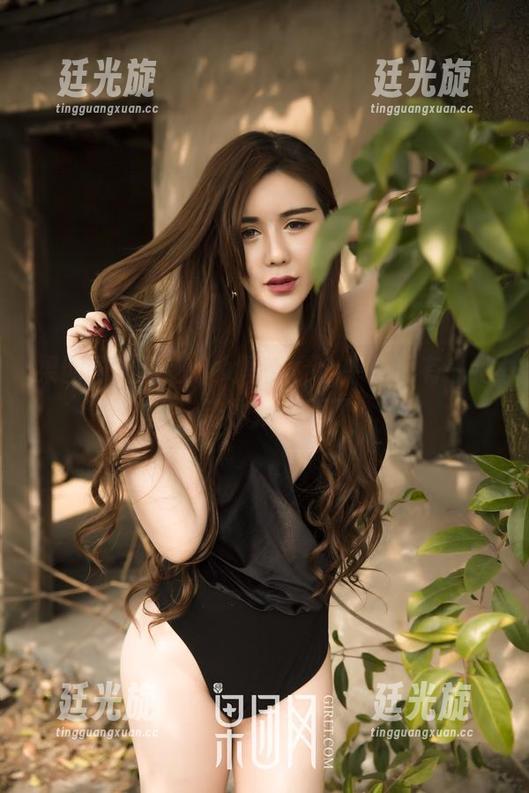 果团网的叛逆少女写真，心中永远有一把火，谁也熄灭不了！