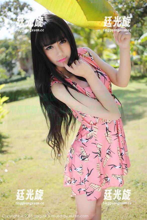 MyGirl美媛馆 - 小海臀rena在高清分享中展现的温柔，让我有种想把她放进口袋里的冲动。