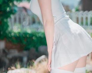 Pia(피아)的制服套图，满满的“惊奇”，这是发现了新大陆吗？