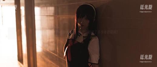 Rioko凉凉子vs镇海自拍：原图中隐藏了多少奇葩瞬间？