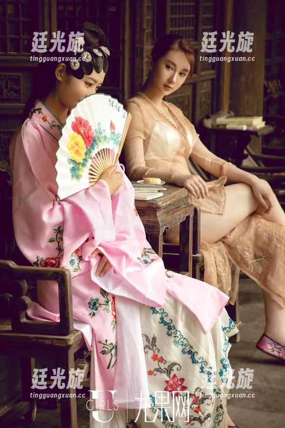UGirls尤果网 - 学妹私拍不只是好看——娜依灵儿的图包让你铭记青春！