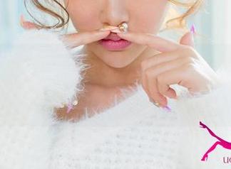 UGirls尤果网 - 苏糯米的夏日，无需多言，合集里有自成一派的梦