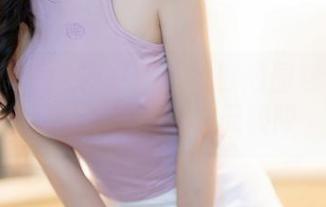 Xiuren秀人网 - 在兔女郎的图包里翻腾，叶籽亿的玩法无极限