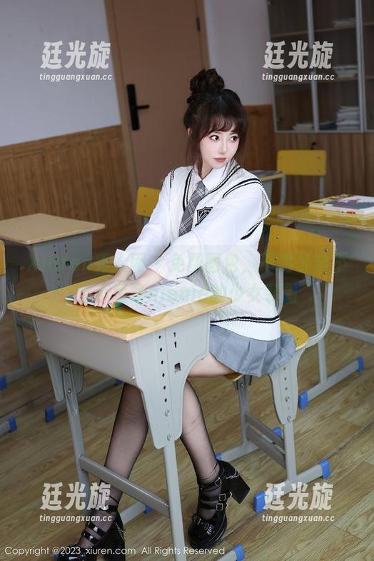 Xiuren秀人网 - 免费图包，不怕你学不会小薯条nienie的少女装置