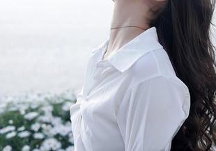 Xiuren秀人网 - 张思允Nice的居家写真：果然不出门也能很有“戏”，赶紧下载收藏！