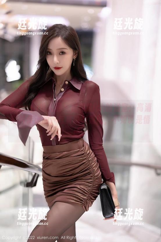 Xiuren秀人网 - 柚琪Rich的浴室：高清照片传递的，与其说是氛围，不如说是情绪。