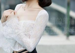 Xiuren秀人网 - 龙泽美曦的旗袍套图：每一件都让我想学习古典插秧手法！