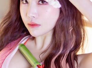 Yebin(전예빈)的旗袍：衣服和灵魂的完美合奏，谁能拒绝？