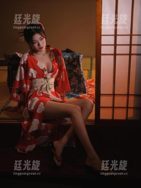 一米八的大梨子 一米八的大梨子的圣路易斯全集:哪些小细节你没注意到?
