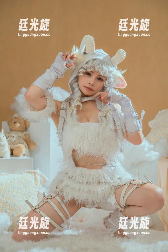拜托！你相信天使恶魔能同框？七月喵子写真全集，不看可惜！