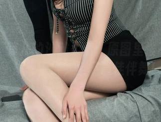 丽柜 - 凉儿的沙滩柔情：原图里怪不得沙子都想上镜，全场最佳伴舞！