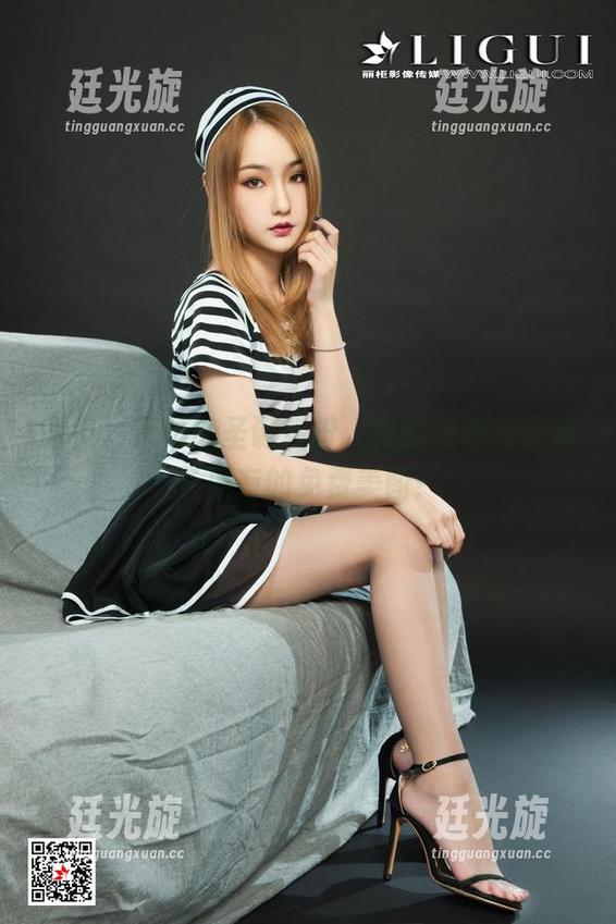 丽柜-子晴 丽柜 - 子晴的圣诞装扮,真的值得我这辈子所有的免费美图!