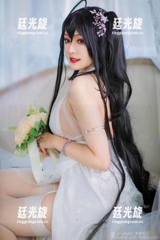 当你夏夏穿上制服，cos照瞬间上升了一个层次！
