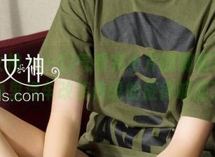 克拉女神 - 一口气看完小芹的御姐写真，脑海里汽车改装传说的旋律响起了。
