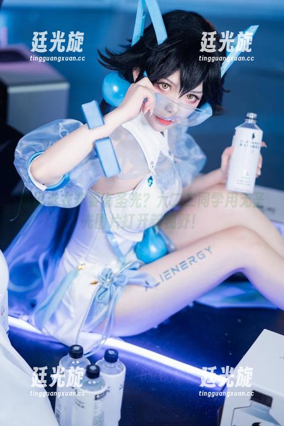 谁说泳衣非要有圣光？六二二同学用无圣光图片打开新视野！
