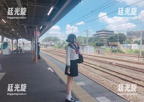 一技之长！凛子酱的图片如此生动，玉藻前忠犬训练的不错，快来下载吧！