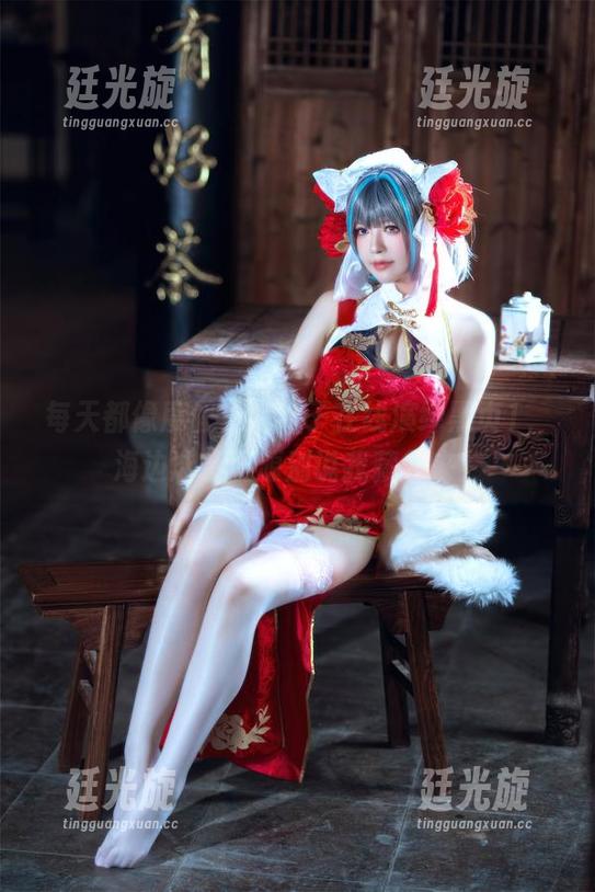 每天都像度假，半半子在线演绎黑贞1，海边泳装资源别说我藏起来！