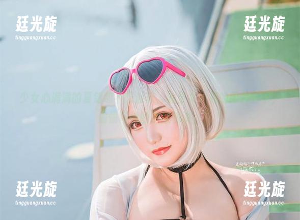 少女心满满的夏鸽鸽不想起床，温泉女老板的图片分享，偷偷问她的护肤秘诀。