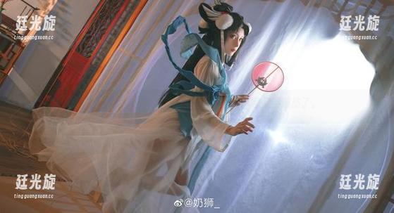 这…是奶狮不咬人最新的玉藻前？好吧，我又要破防了。