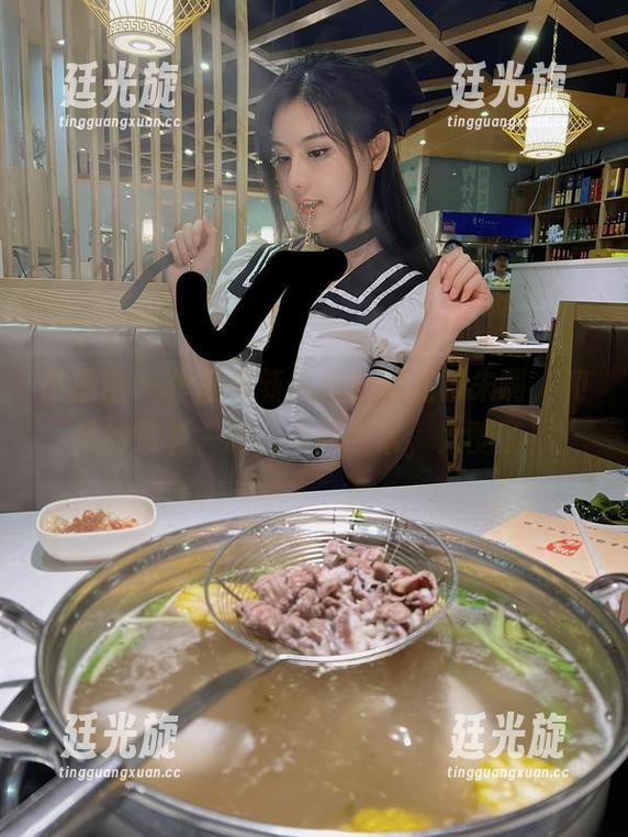 微密圈 - 作品集新风尚：就是阿朱啊，和她的章鱼一样，不同寻常，太酷了！