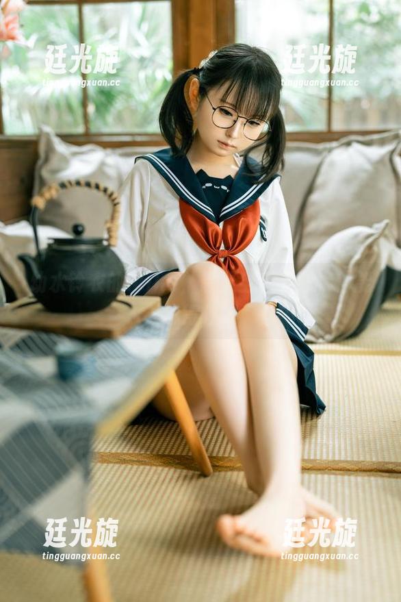 幼水铃衣 幼水铃衣的Miku,想要全套下载,你能忍得住吗