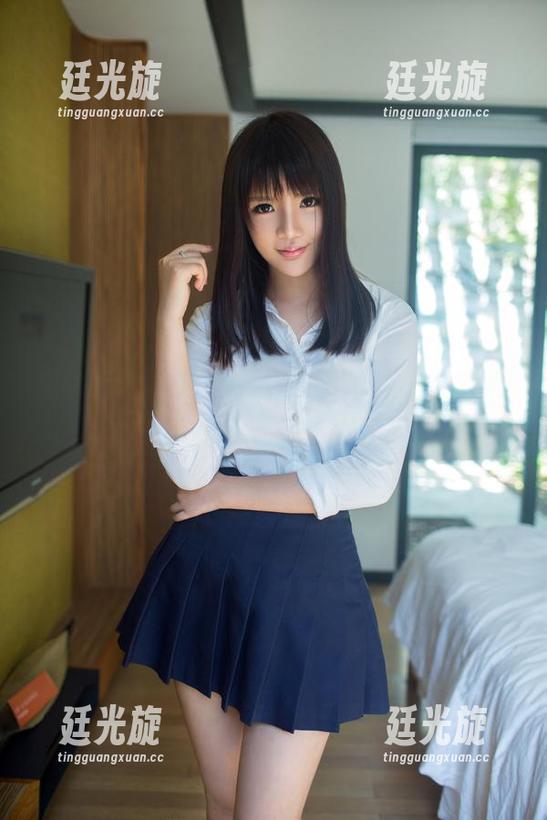 推女郎 - 李丽莎私拍合集：旗袍，似乎每一寸都有故事