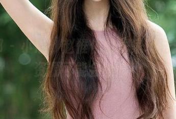 推女郎 - 小心，赵惟依的居家玩法：图库资源可能会上瘾！