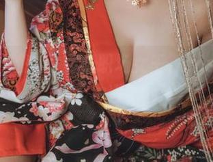 无颜小天使wy变身职场女王，cos职业装显神通？