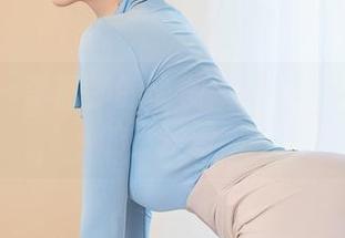 星颜社 - 李丽莎的瑜伽：一场图片和身体的野生冒险