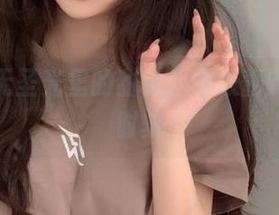 徜徉在无圣光里的甜心，是依酱吖的迷失时刻
