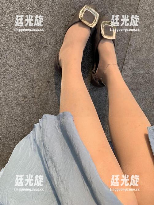 微密圈 - 桃脱了合集，浴室里的单曲循环图片