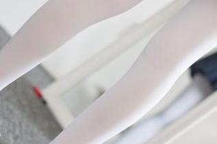 森萝财团的超清白丝白毛衣合集，恭候您的审美眼光，请拿好心脏！