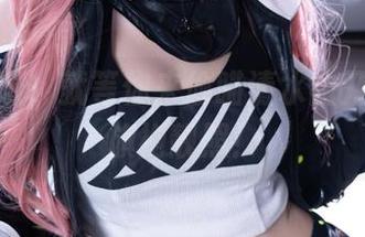 福利来啦，就等你来偷瞄清水由乃的柴郡旗袍靓照！