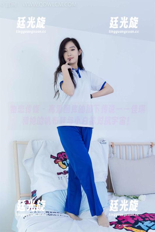 物恋传媒 - 高清图库的脚下传说——佳琪和她的帆布鞋与小白袜对抗宇宙！
