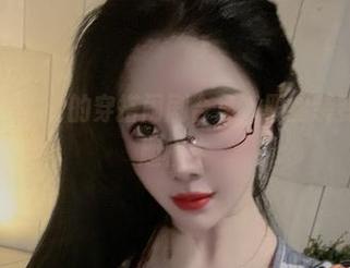 微密圈 - 猪小七的穿搭闹剧合集，职业装变壁纸也妙趣横生