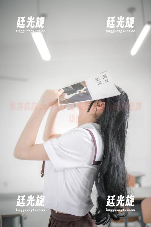 疯猫ss 私房疯猫ss开工,全靠那双迷人的美腿撑场面
