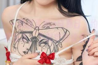 秀人网 - 一颗甜蛋黄a与夏日，约定在这组写真，下载你的快乐。