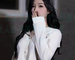 秀人网 - 看这组高清照片，田依依的肉丝妥妥的让人分不清食物和人了，太有吸引力了吧？