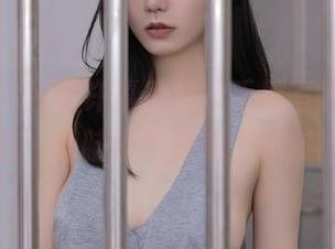 秀人网 - 下载许嘉欣的水手服写真集，开启一场脑海中的海上派对！