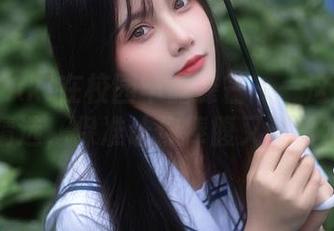 看秋山AkI在校园毕露锋芒——这组写真集精选，保准让你捧腹又流口水！