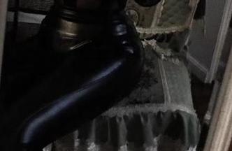 微密圈 - 空姐职场日常—童小芯的新套图更新，别让你的想象力航程受阻！