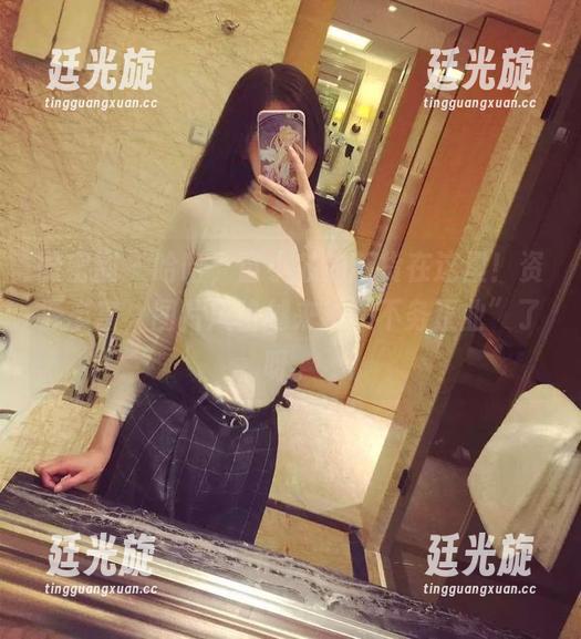 微密圈 - 哈哈，童小芯的新货在这里！资源丰富，图片风格越来越“不务正业”了呀。