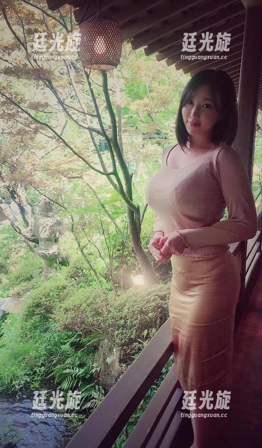 微密圈 - 在线看兔女郎，童小芯这次又换了个杀手锏？