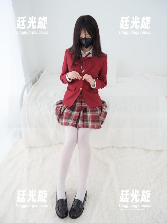 紧急企划 - 龙崎聆音的温柔，其实也能在免费图集中找到！随便翻翻？