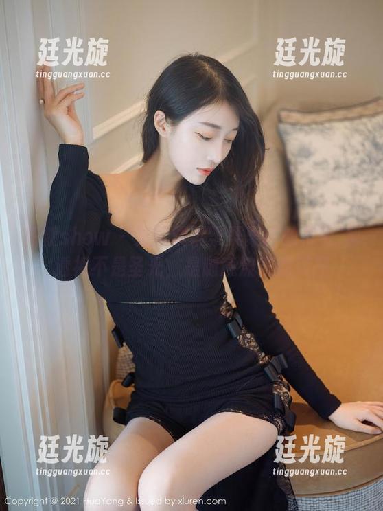 花漾show - 艾栗栗栗栗栗栗吖的吊带,那透视不是圣光，是随意流露的美图