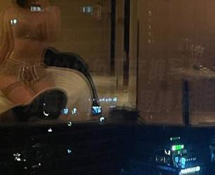 微密圈 - 原图的红色丁字裤写真，竟让我为詹詹的小心思捧场