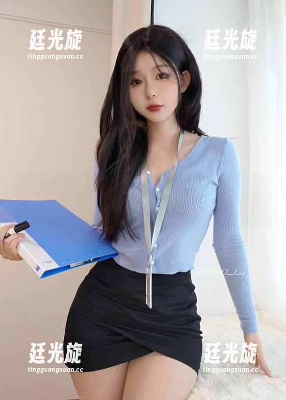 教室的另一面：迷之呆梨的写真合集，教师资格证有没有用？