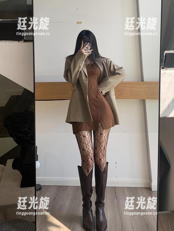 陈佩奇 微密圈 - 看陈佩奇的红丝,真的让人想手动保存为高清壁纸,你们懂的!
