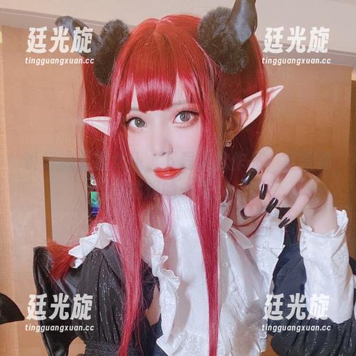 说好的雪猫女仆，下载这款作品，拯救你枯燥的一天！